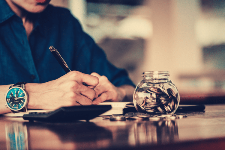 international tax expert